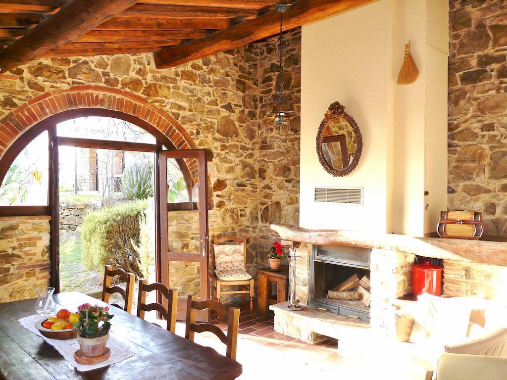 Podere Patrignone Pensionat Castellina in Chianti Værelse billede