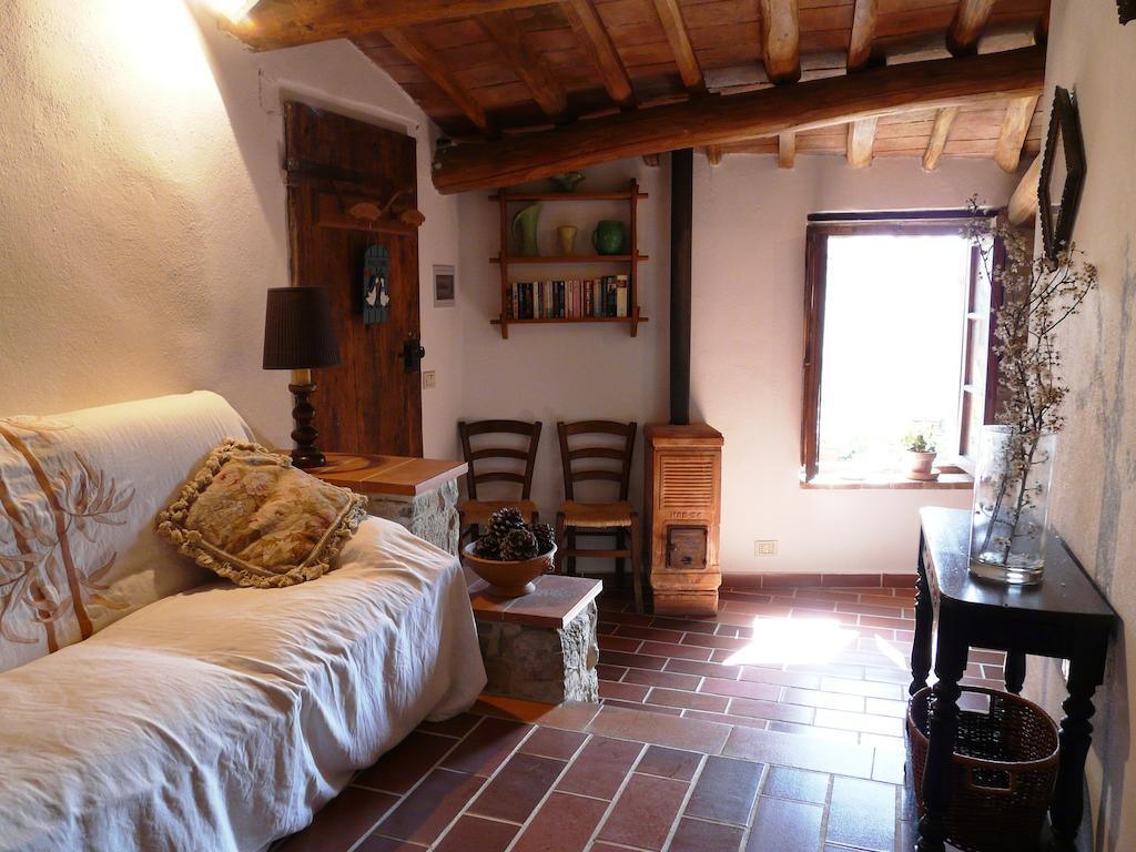 Podere Patrignone Pensionat Castellina in Chianti Værelse billede